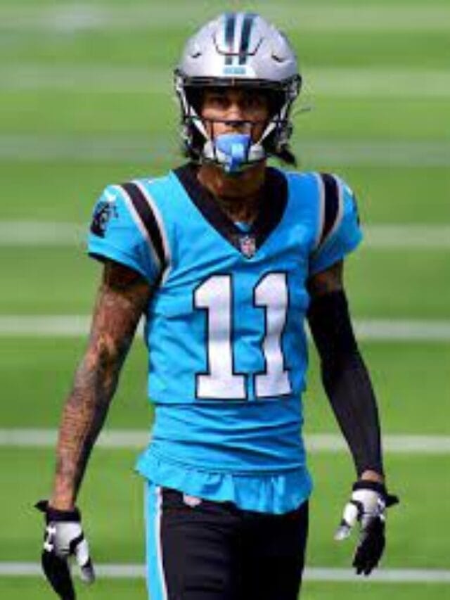 Panthers WR Robbie Anderson was sent to the locker room after an argument with coach